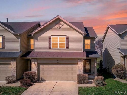 519 Country Circle Dr, Lake St Louis, MO, 63367-5833 | Card Image