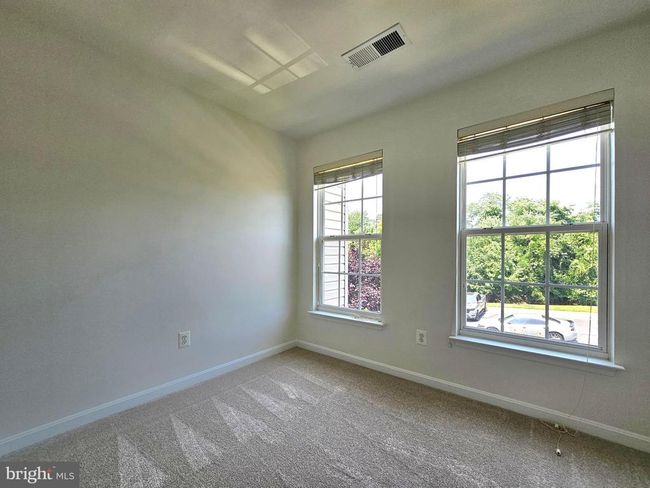 15318 Elizabeth Burbage Loop, Townhouse with 3 bedrooms, 4 bathrooms and null parking in WOODBRIDGE VA | Image 18