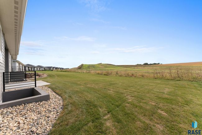 513 N Wildcat Dr, Townhouse with 3 bedrooms, 3 bathrooms and null parking in Sioux Falls SD | Image 61