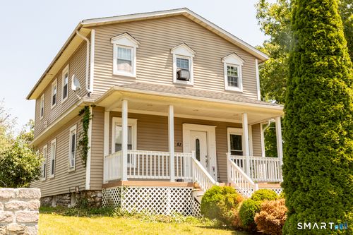 51 Pear St, Waterbury, CT, 06708-4921 | Card Image