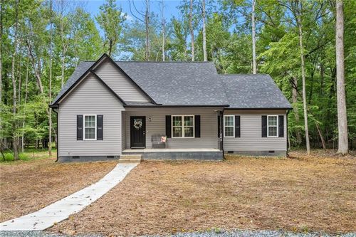 543 Beaver Dam Rd, Liberty, NC, 27298-9147 | Card Image