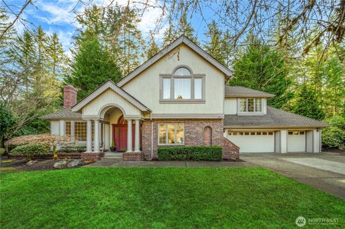 3611 262nd Ave Se, Sammamish, WA, 98075-9119 | Card Image