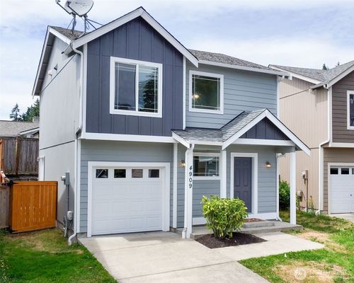 4909 Bowwood Cir Ne, Bremerton, WA, 98310-2982 | Card Image