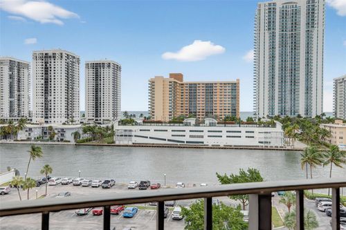 806-1000 Parkview Dr, Hallandale Beach, FL, 33009-2987 | Card Image