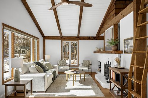 2345 5th St, White Bear Lake, MN, 55110-3016 | Card Image