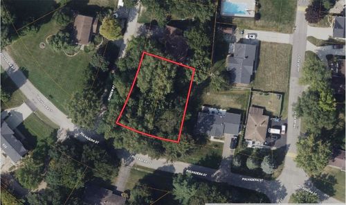 900 Polvadera St, Commerce Twp, MI, 48382-3856 | Card Image