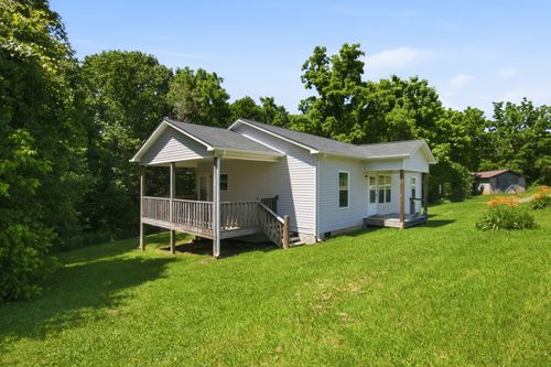 781 Sparta St, Spencer, TN, 38585-3019 | Card Image