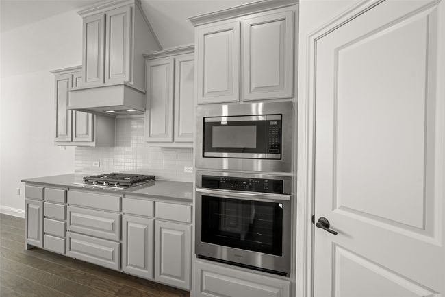 314 Bowrider Ln, House other with 4 bedrooms, 2 bathrooms and null parking in Granbury TX | Image 5