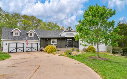 2211 Reed Rd, Sparta, MO, 65753-9069 | Card Image