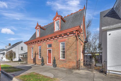 536 Front St, Lawrenceburg, IN, 47025-1633 | Card Image