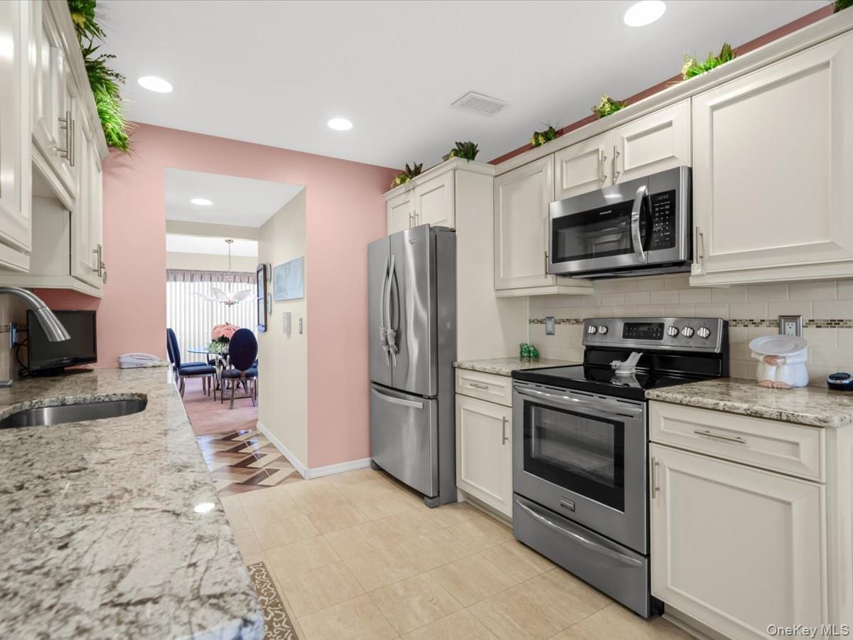 Residential in Smithtown 4