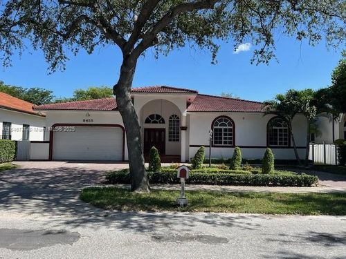 8455 Nw 169th Ter, Miami Lakes, FL, 33016-6160 | Card Image