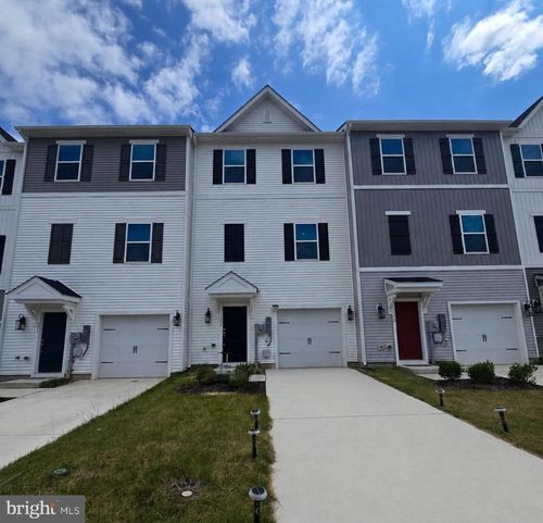 175 Truth Way, MARTINSBURG, WV, 25405-5721 | Card Image