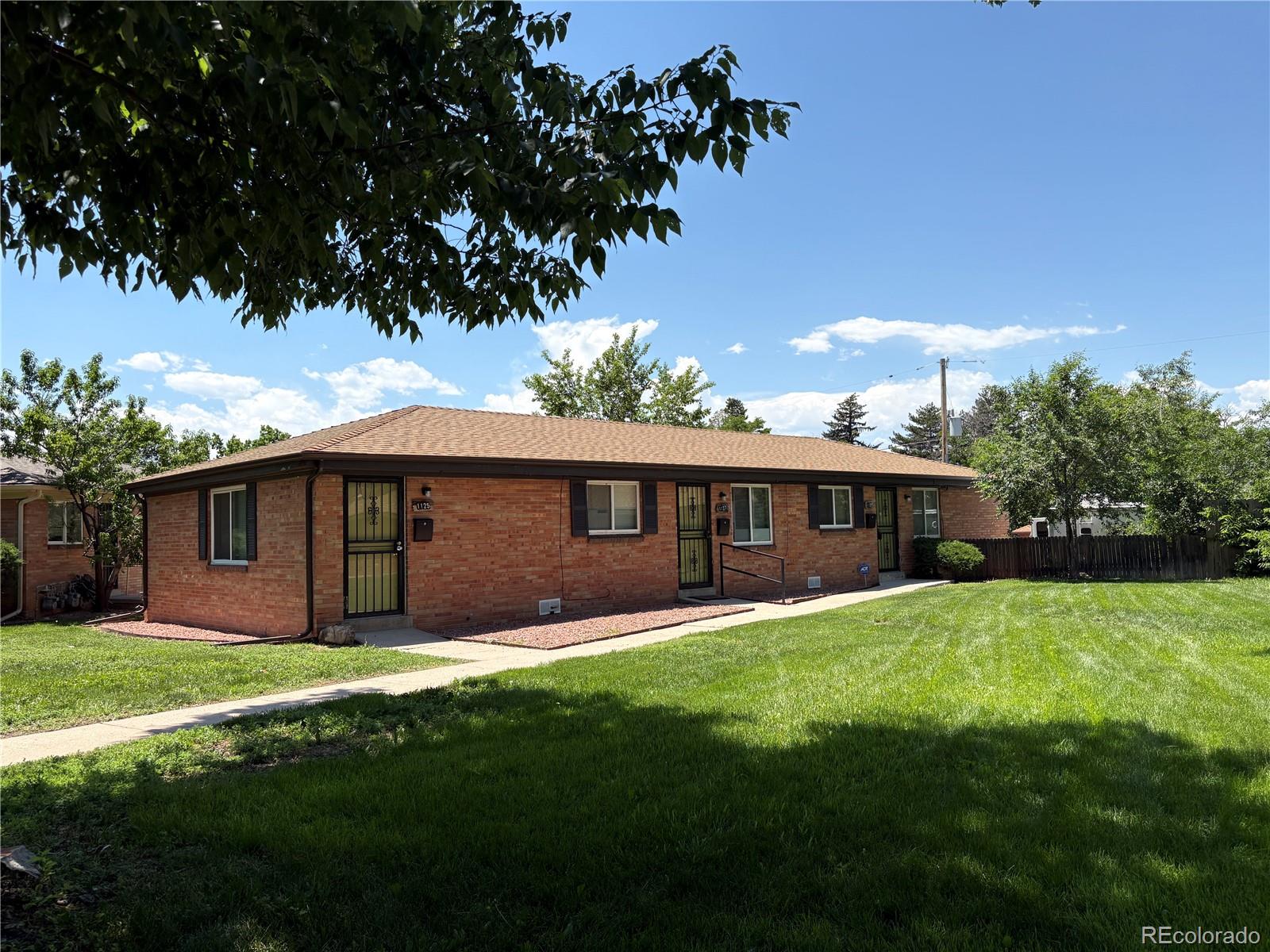 Residential Income in Aurora