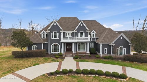 910 Eagle Nest Dr, Loudon, TN, 37774-5059 | Card Image