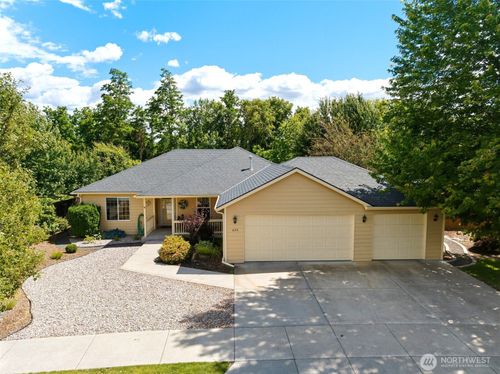 224 Austin St, Walla Walla, WA, 99362-7700 | Card Image