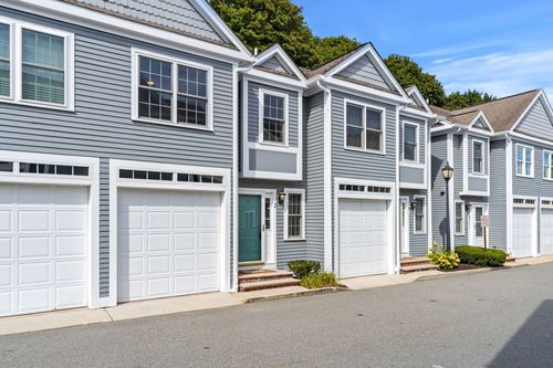 2-201 Main St, Woburn, MA, 01801-5056 | Card Image
