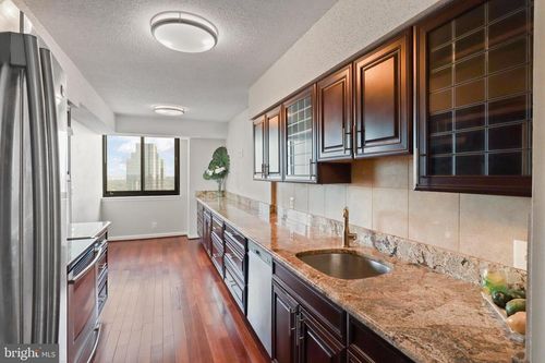 apt-2405n-5505 Seminary Rd, FALLS CHURCH, VA, 22041-2961 | Card Image