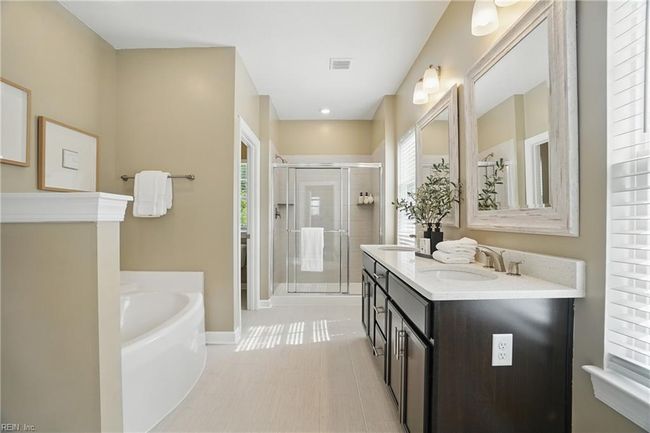 637 Middleton Way, House other with 5 bedrooms, 4 bathrooms and null parking in Chesapeake VA | Image 40