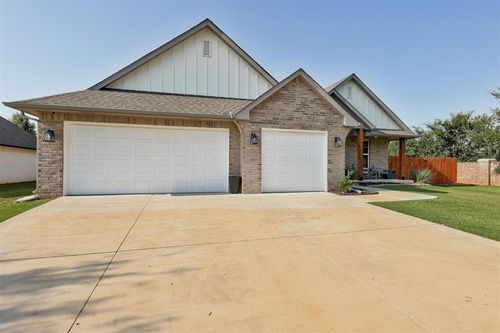 1540 Nw 17th Pl, Newcastle, OK, 73065-9743 | Card Image