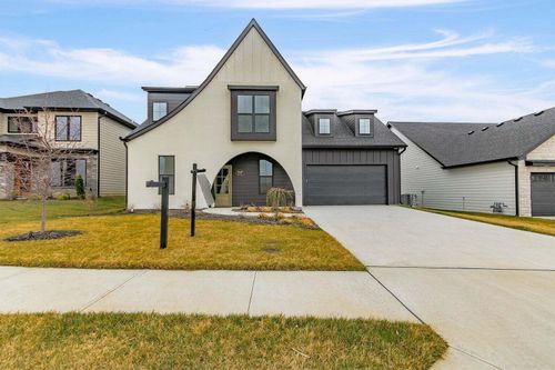5009 Whisper Ct, COLUMBIA, MO, 65203-4813 | Card Image