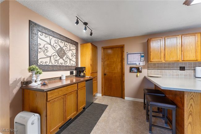 26 Deeringwood Dr, House other with 4 bedrooms, 3 bathrooms and null parking in New Middletown OH | Image 5