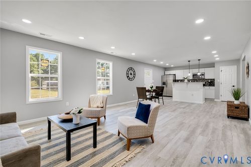 311 New St, Waverly, VA, 23890-5008 | Card Image