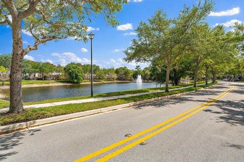 128 W Thatch Palm Cir, Jupiter, FL, 33458-7174 | Card Image