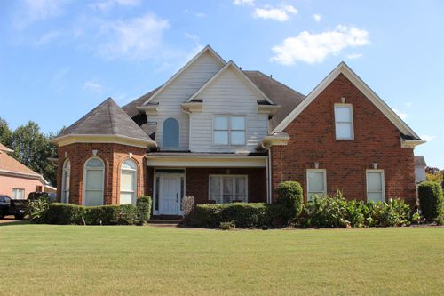 1704 Belledeer Dr W, Cordova, TN, 38016-0411 | Card Image