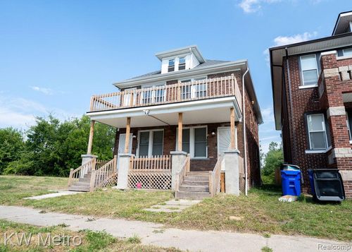 1668 Blaine St, Detroit, MI, 48206-2206 | Card Image