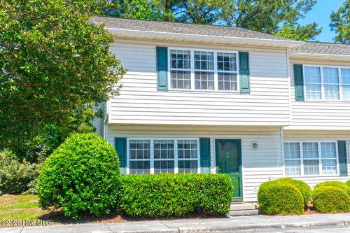 34 Pirates Cove Dr, Swansboro, NC, 28584-8362 | Card Image