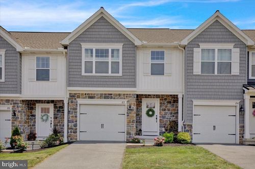 82 Beech Tree Ct, ANNVILLE, PA, 17003-2141 | Card Image