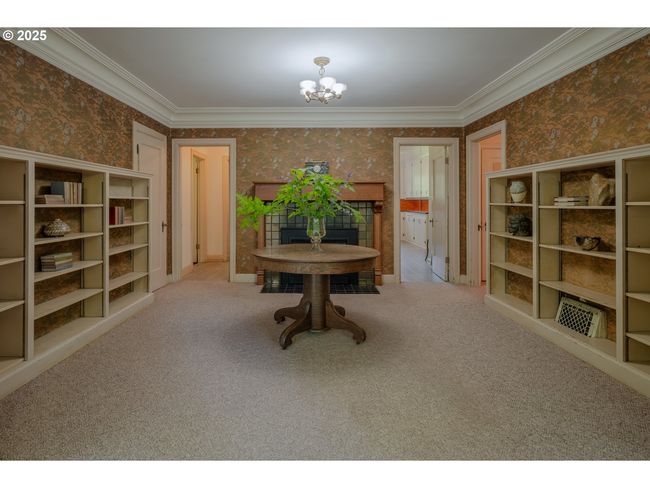 92216 Whiskey Rd, House other with 6 bedrooms, 3 bathrooms and 2 parking in Warrenton OR | Image 16
