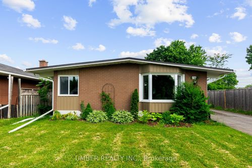 2580 Roman Ave, Ottawa, ON, K2B7X9 | Card Image