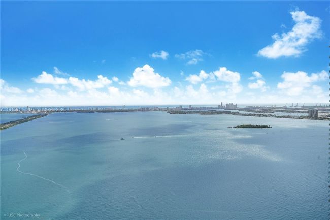 UNIT-4701 - 650 Ne 32 Nd St, Condo with 4 bedrooms, 5 bathrooms and null parking in Miami FL | Image 6