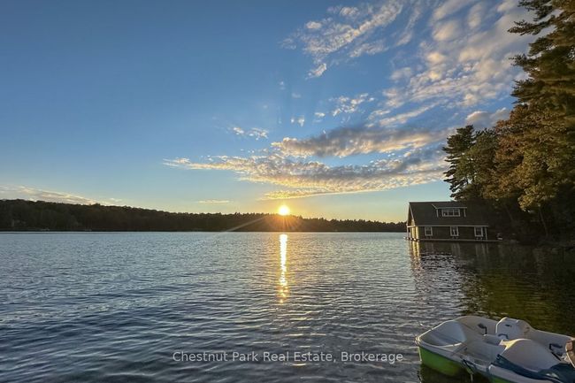 1066 Apiary Rd, House other with 4 bedrooms, 2 bathrooms and 6 parking in Port Carling ON | Image 11