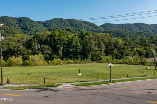 000 Water St, Gate City, VA, 24251 | Card Image