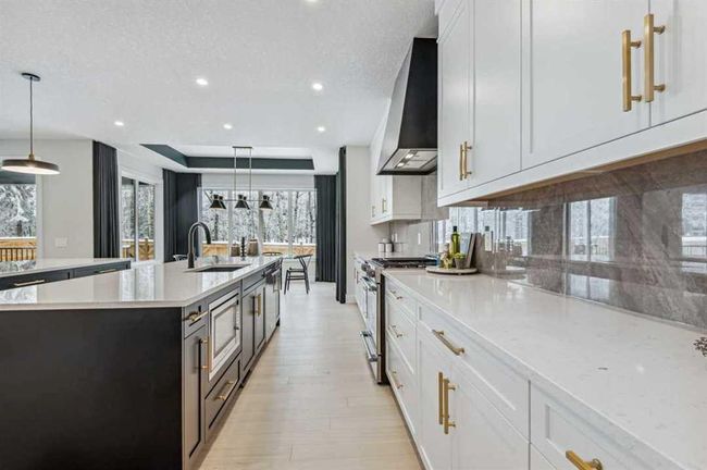66 Aspen Summit Close Sw, Home with 6 bedrooms, 4 bathrooms and 6 parking in Calgary AB | Image 10