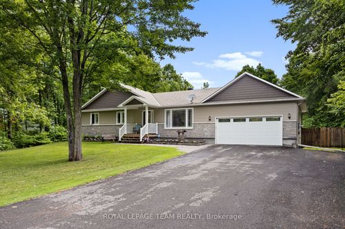 3301 Wild Cherry Dr, Osgoode, ON, K0A2W0 | Card Image