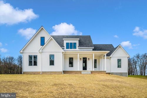 15030 New Windsor Rd, NEW WINDSOR, MD, 21776-7824 | Card Image