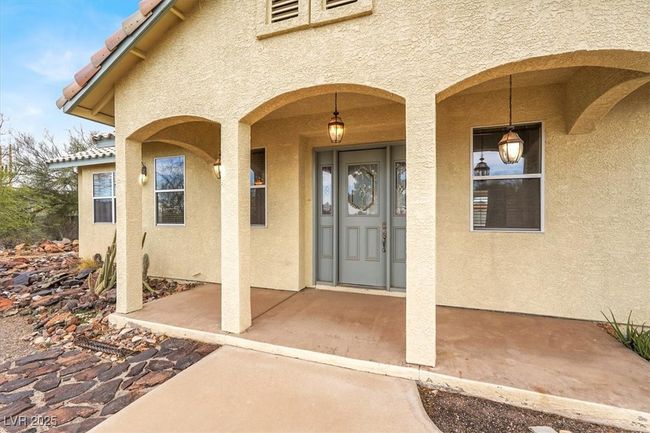 Property entrance | Image 6