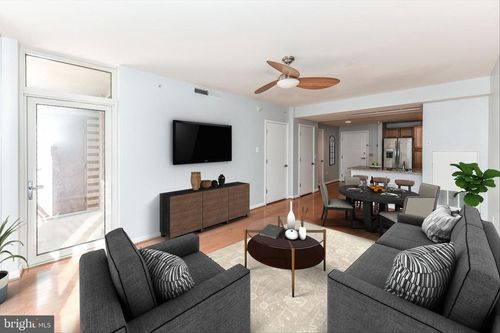 apt-n312-350 G St Sw, WASHINGTON, DC, 20024-3165 | Card Image