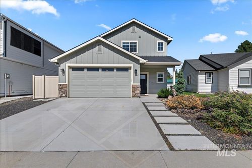 154 Timberwood Dr, Horseshoe Bend, ID, 83629-5017 | Card Image