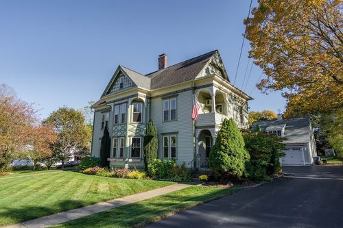 256 Main St, Spencer, MA, 01562-1803 | Card Image