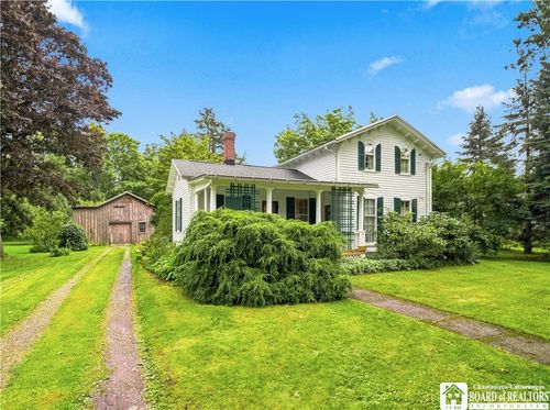 19 Spring St, Westfield, NY, 14787-1514 | Card Image