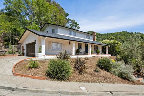 6 Lindenwood Ct, San Rafael, CA, 94901-1412 | Card Image