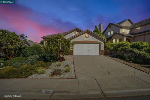 124 Greenmeadow Cir, Pittsburg, CA, 94565-7331 | Card Image