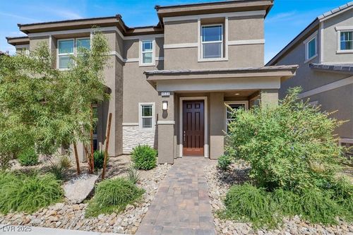 4533 Queens Hill St, North Las Vegas, NV, 89031-2282 | Card Image