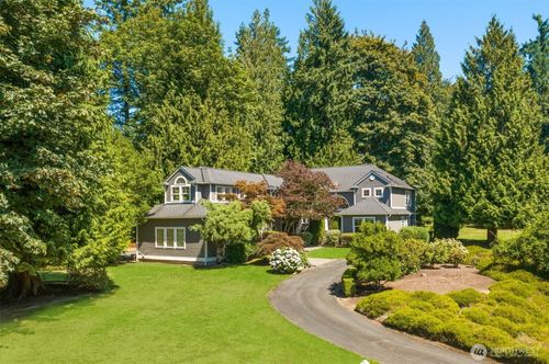 8127 229th Pl Se, Woodinville, WA, 98072-4705 | Card Image