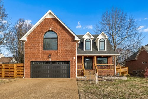 220 Lone Oak Dr, White House, TN, 37188-9303 | Card Image